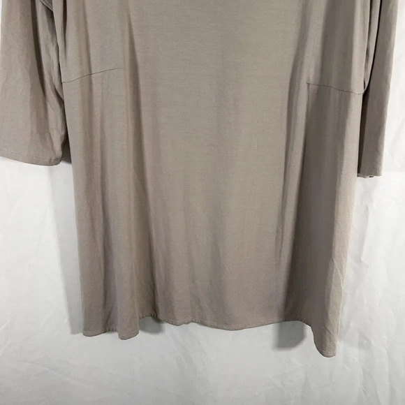J Jill Blouse Women's Medium Beige Round Neck Long Sleeve Side Slit Pullover - Picture 10 of 10